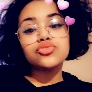 Meet your Posher, Leilani